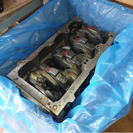 Блок цилиндров в сборе (Шорт Блок) Perkins RE40022 Блок цилиндров в сборе (Шорт Блок) Perkins RE40022